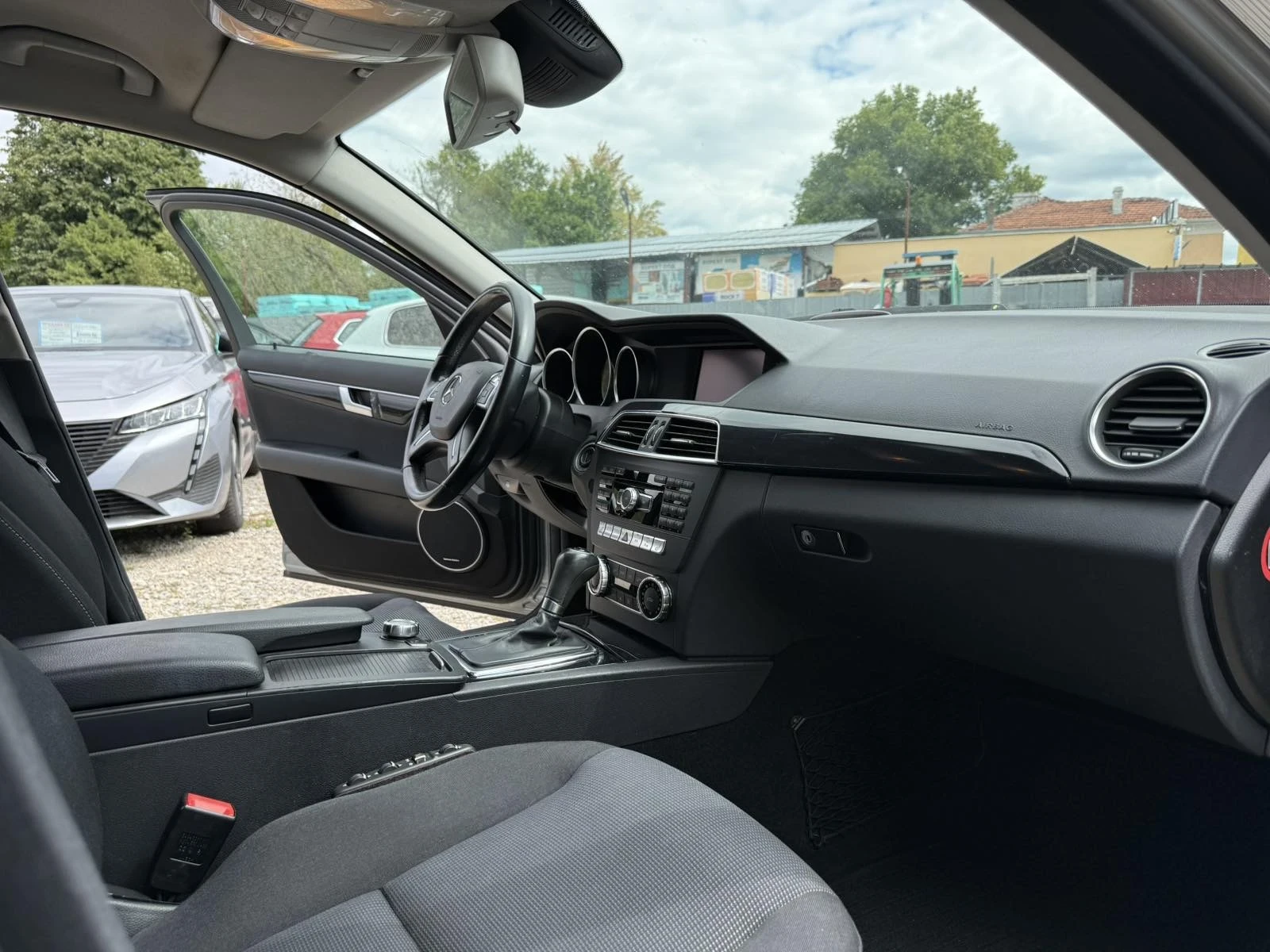 Mercedes-Benz C 220 BLUEEFFICENCY/AUTOMATIC/NAVI | Mobile.bg   12