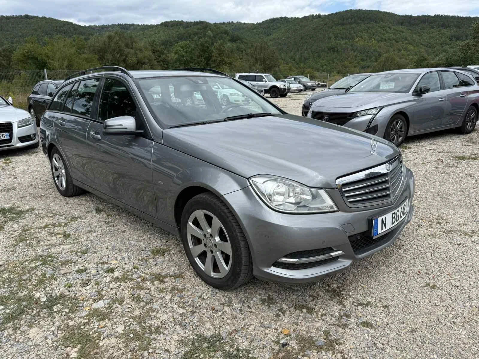 Mercedes-Benz C 220 BLUEEFFICENCY/AUTOMATIC/NAVI - изображение 3