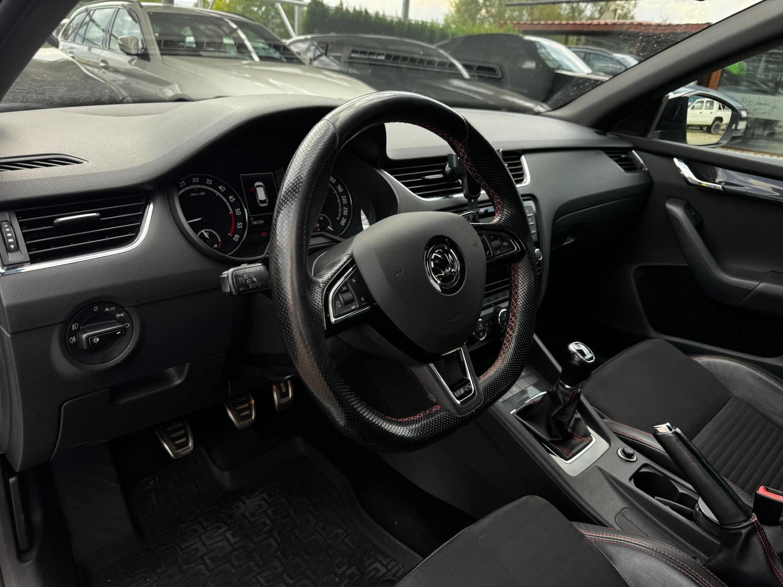 Skoda Octavia VRS 2.0TDI LED Keyless - изображение 8