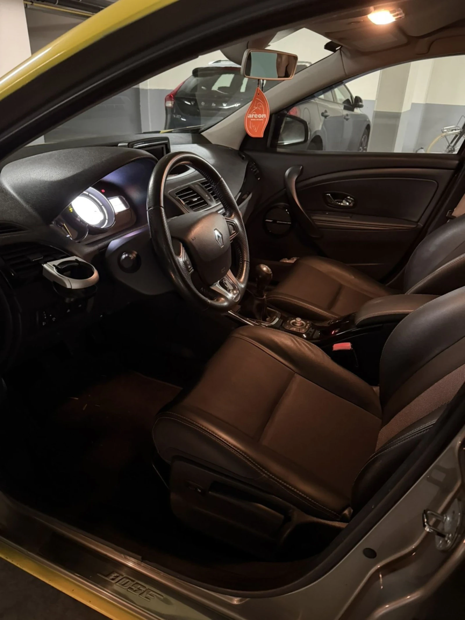 Renault Megane 1.6 D | Mobile.bg   6