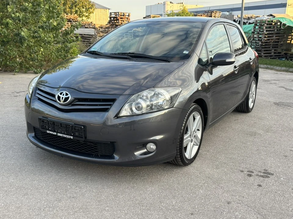 Toyota Auris 1.6 БЕНЗИН  EURO5 - изображение 2