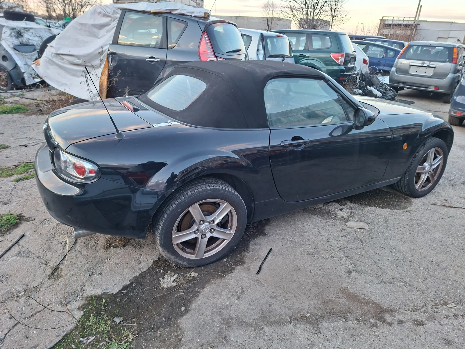 Mazda Mx-5 1.8i - изображение 4