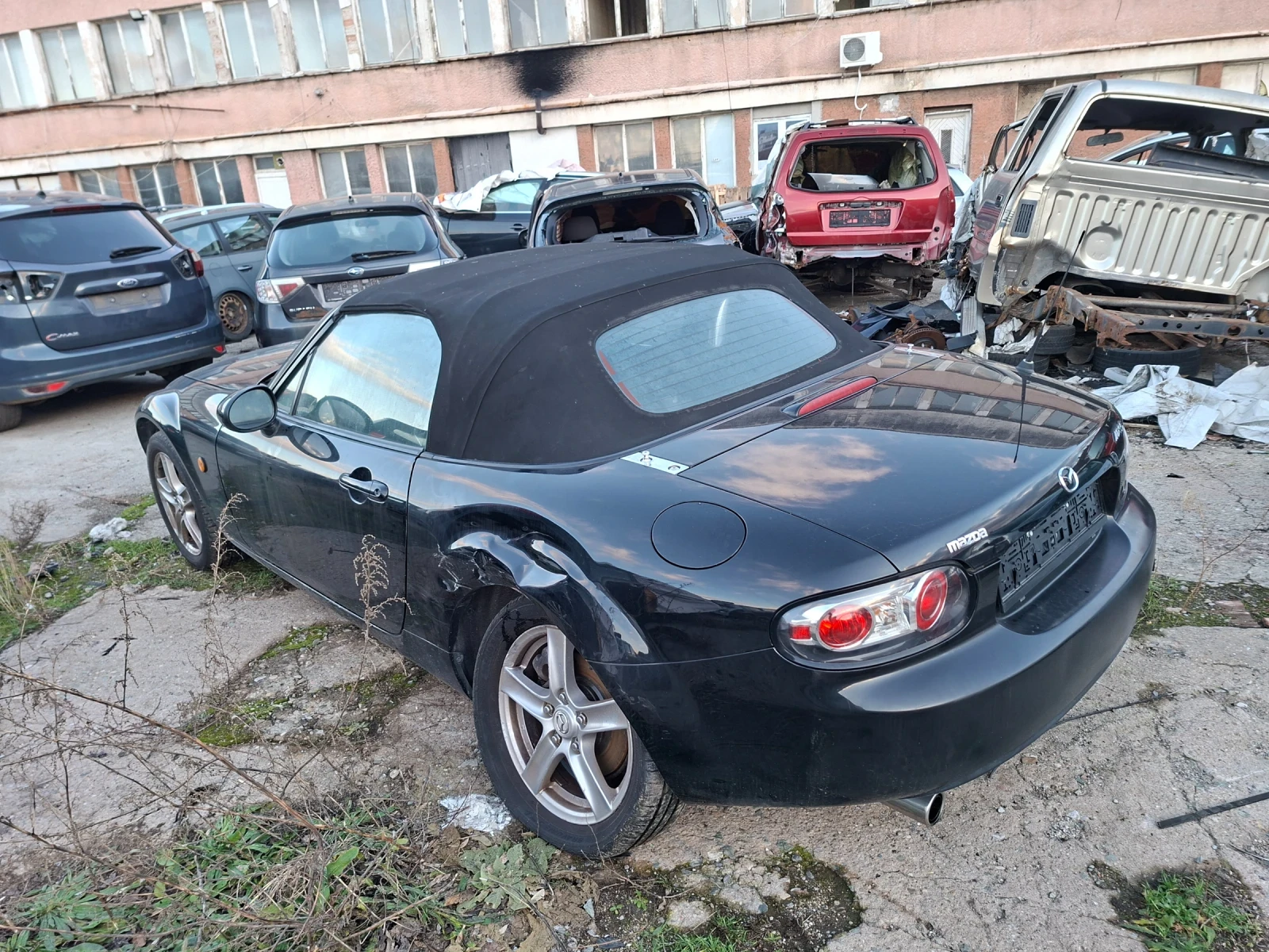 Mazda Mx-5 1.8i - изображение 6
