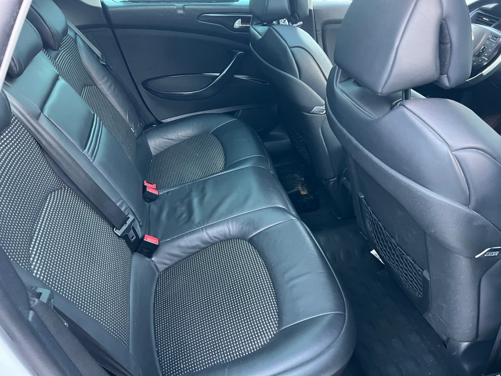 Citroen C5 2.2HDI/204kc/Tourer/Facelift | Mobile.bg   11