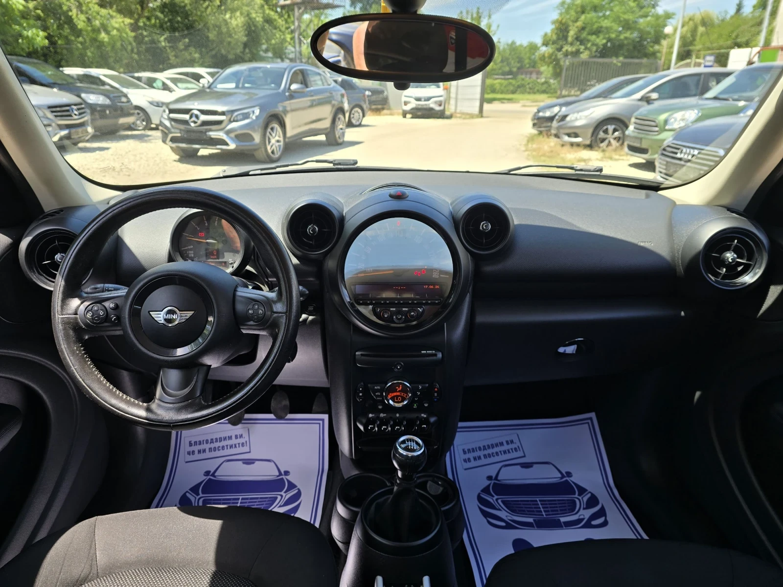 Mini D one 1.6d 90к.с Топ състояние , снимка 16 - Автомобили и джипове - 52671688