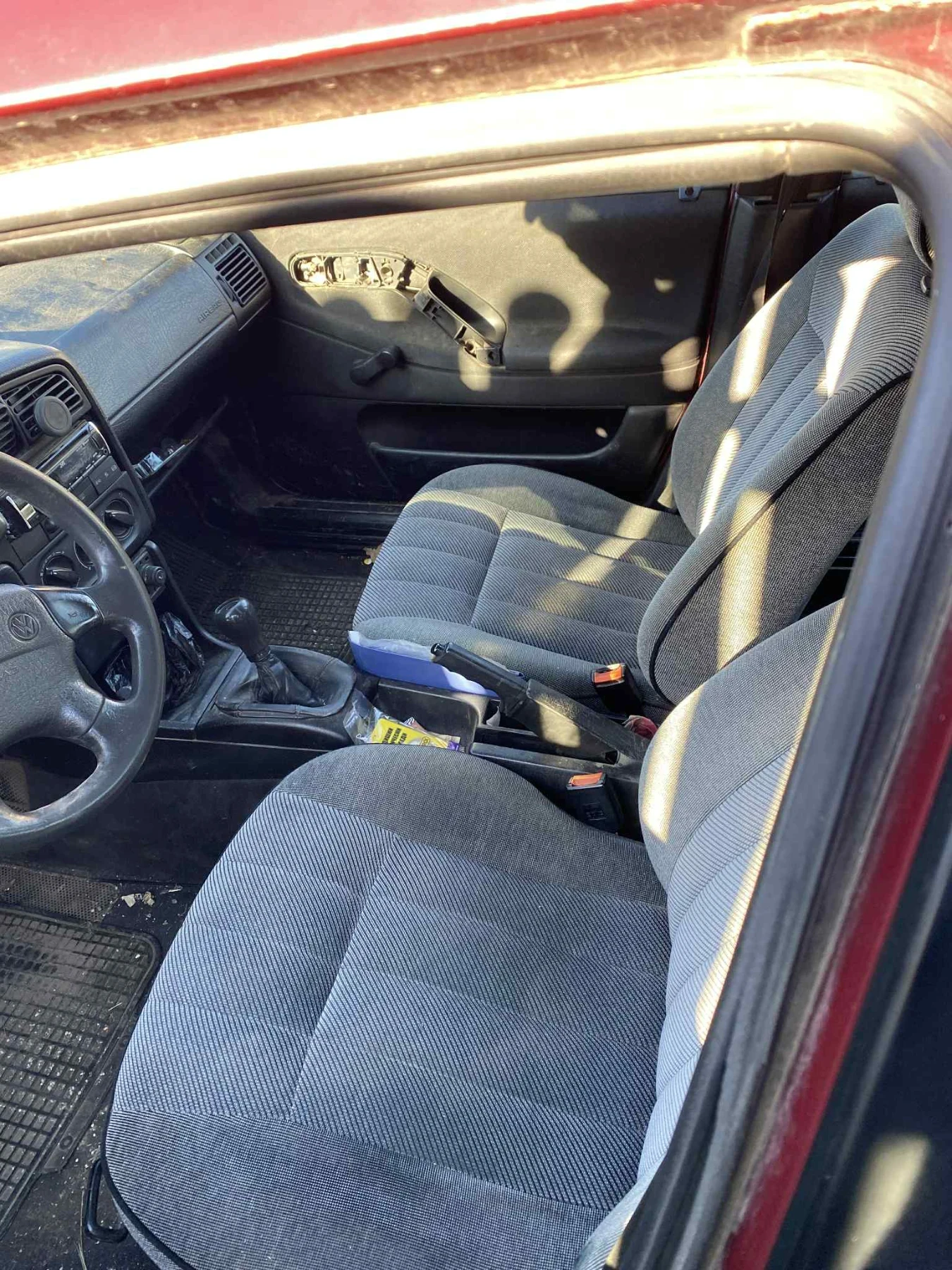 VW Passat 1.9 tdi, снимка 5 - Автомобили и джипове - 53835374