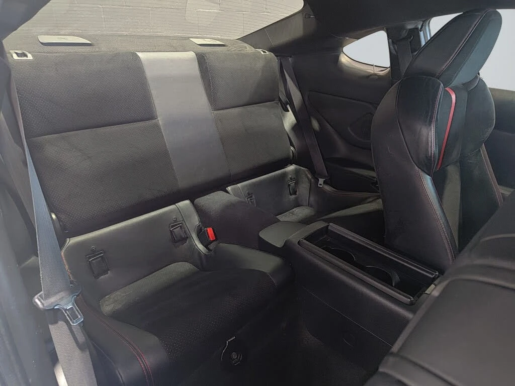 Subaru BRZ * АвтоКредит * (ЦЕНА ДО БГ), снимка 16 - Автомобили и джипове - 53997235