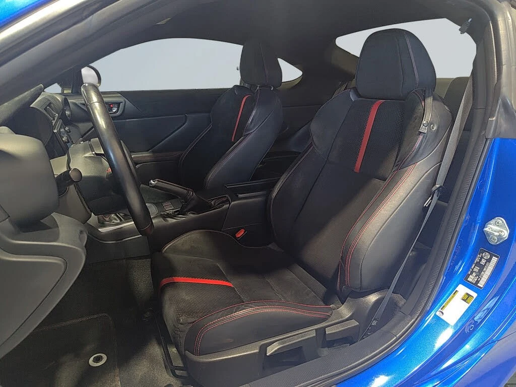 Subaru BRZ * АвтоКредит * (ЦЕНА ДО БГ), снимка 8 - Автомобили и джипове - 53997235