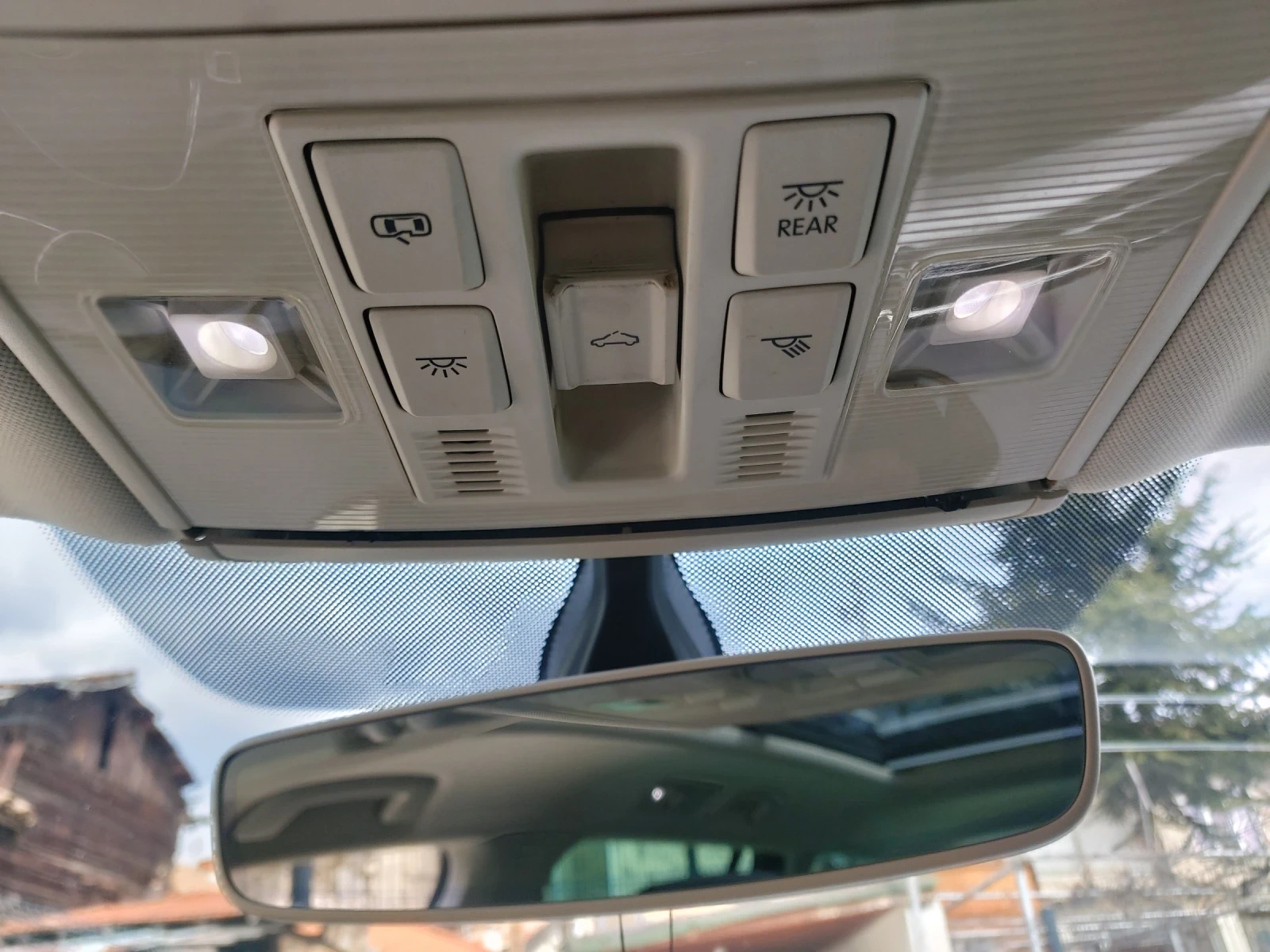 VW Passat 1.6 TDI 120кс, снимка 13 - Автомобили и джипове - 54070622