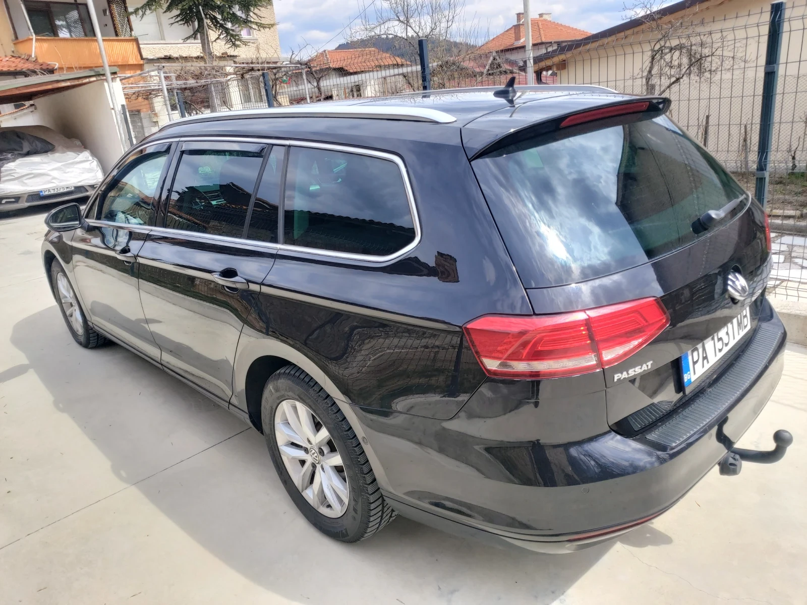 VW Passat 1.6 TDI 120кс, снимка 4 - Автомобили и джипове - 54070622