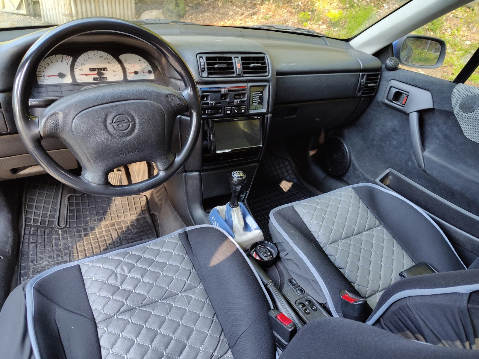 Opel Calibra 16v, снимка 11 - Автомобили и джипове - 54493229