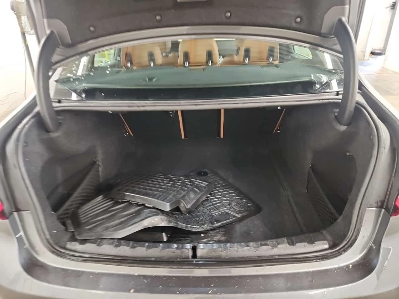 BMW 330 * XDRIVE * �������� * ������� * CARPLAY | Mobile.bg � ����������� 14