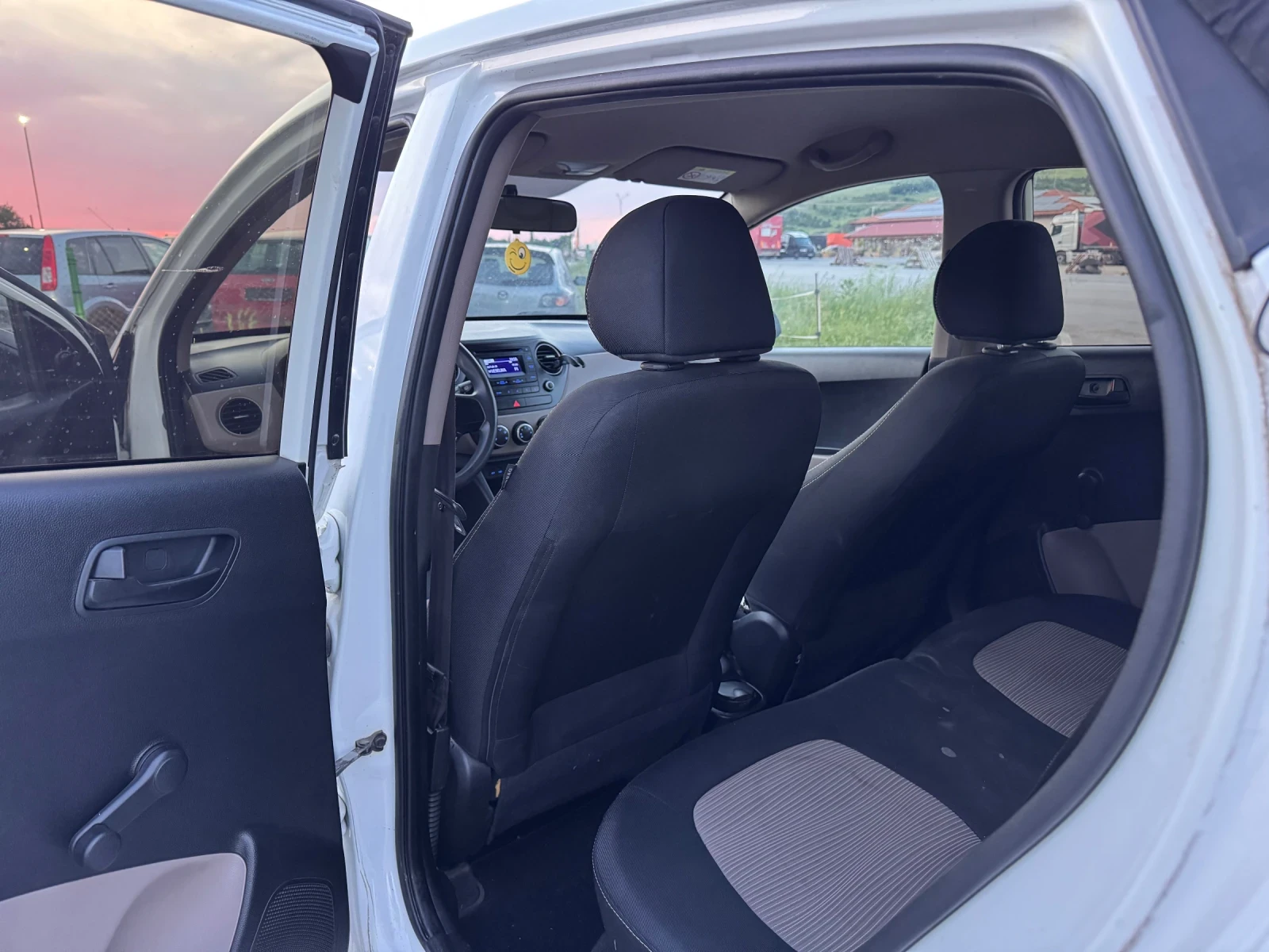 Hyundai I10 1.0i/ ГАЗ / Климатик, снимка 11 - Автомобили и джипове - 54732871