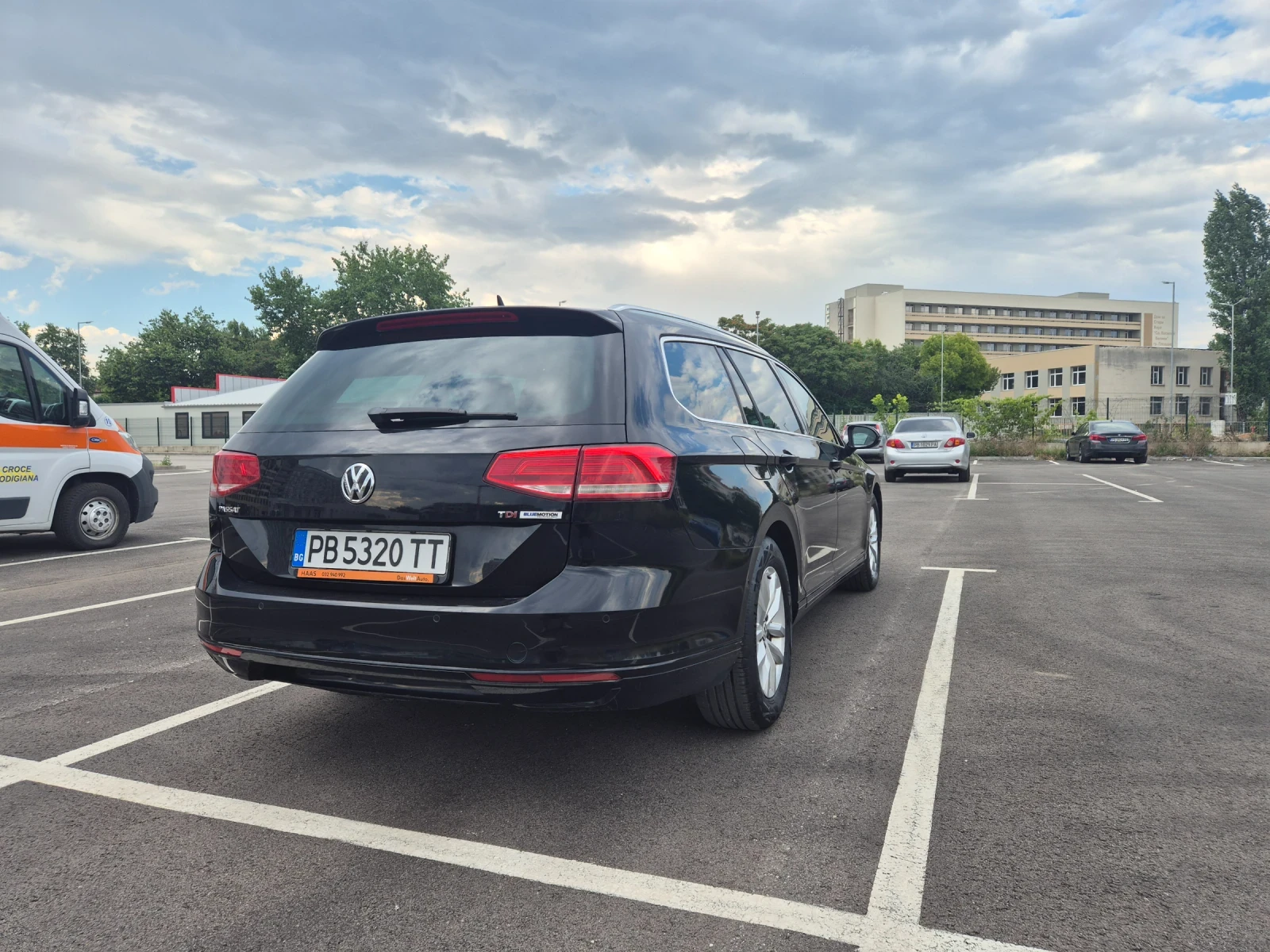 VW Passat 1.6 tdi/120 hp DSG, снимка 3 - Автомобили и джипове - 54932266