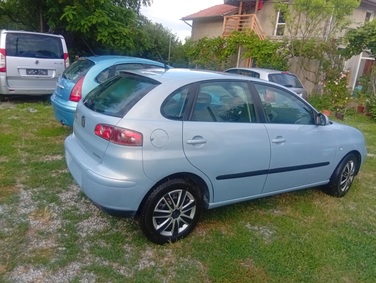 Seat Ibiza Бензин -Клима , снимка 5 - Автомобили и джипове - 54962316