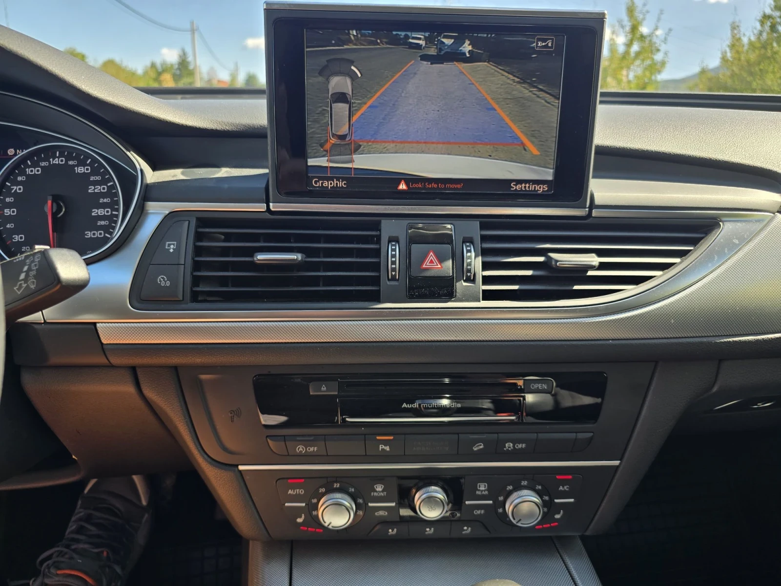 Audi A6 Allroad 3.0TDI/CAMERA/PODGREV/MATRIX/FULL/СМЕНЕНИ ВЕРИГИ, снимка 15 - Автомобили и джипове - 54999140