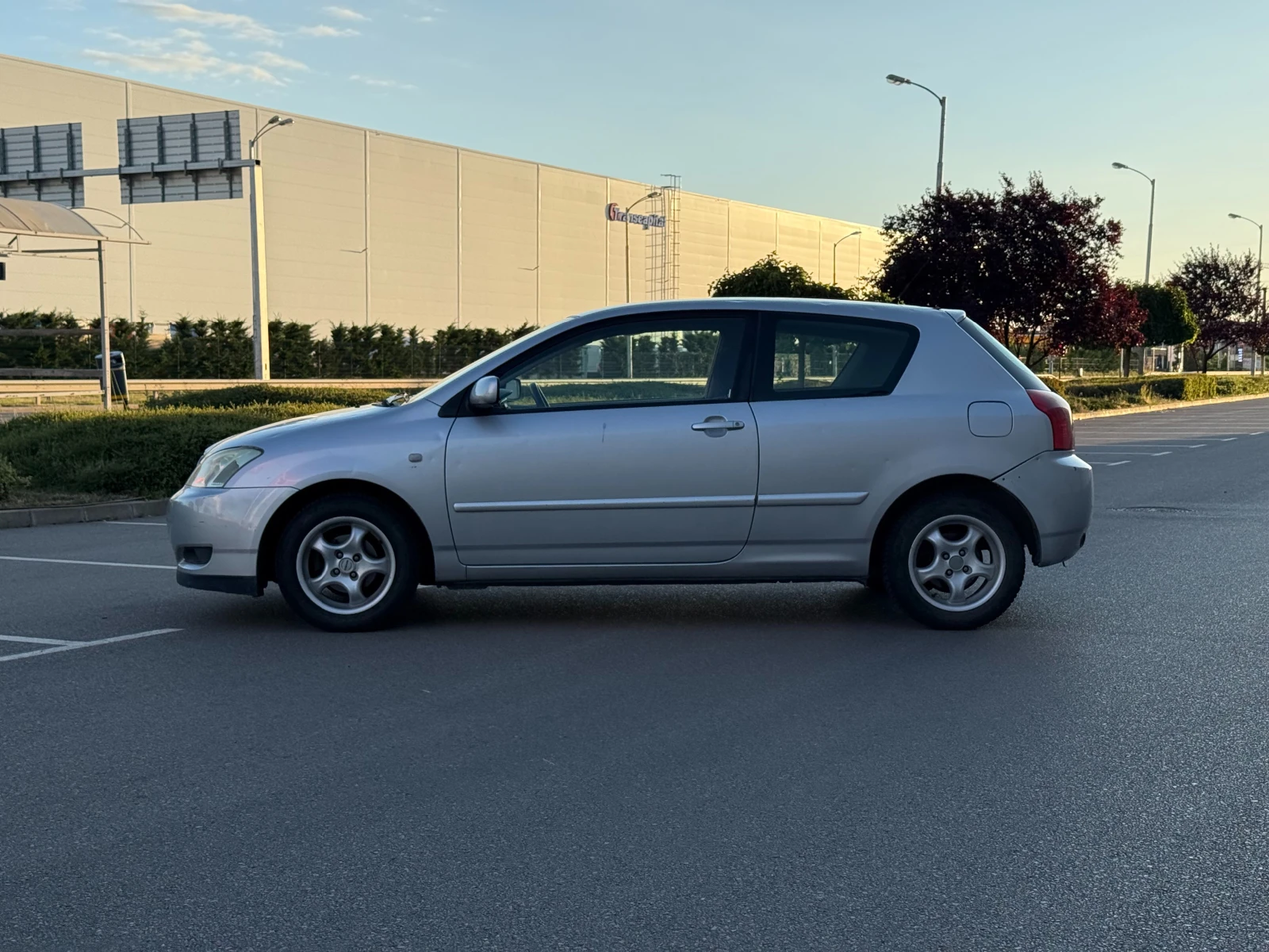 Toyota Corolla ГАЗ 1.4 i, снимка 9 - Автомобили и джипове - 55160367