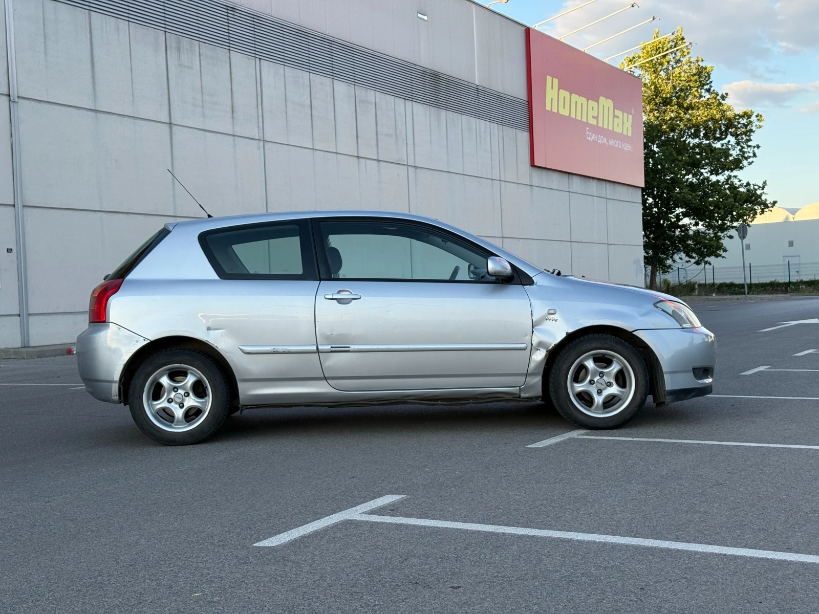 Toyota Corolla ГАЗ 1.4 i, снимка 5 - Автомобили и джипове - 55160367