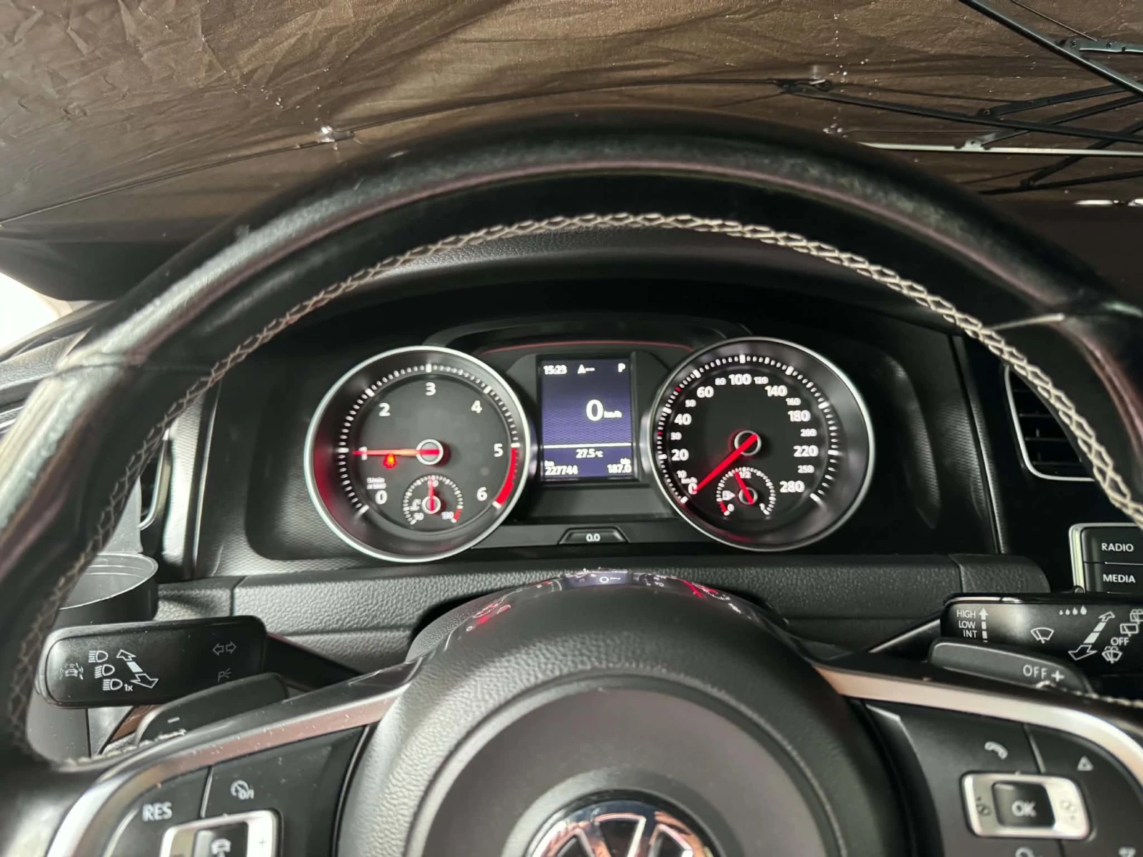 VW Golf 2000, снимка 13 - Автомобили и джипове - 55257471