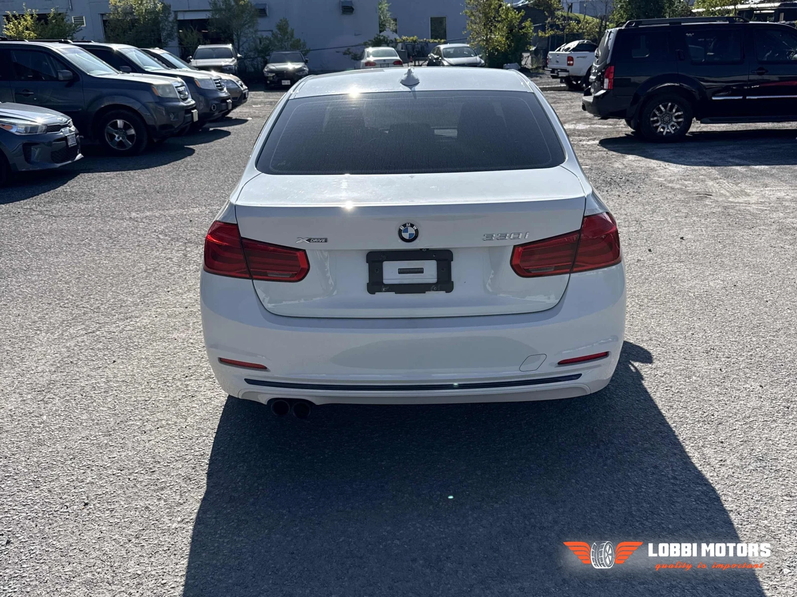 BMW 330, снимка 4 - Автомобили и джипове - 56113836