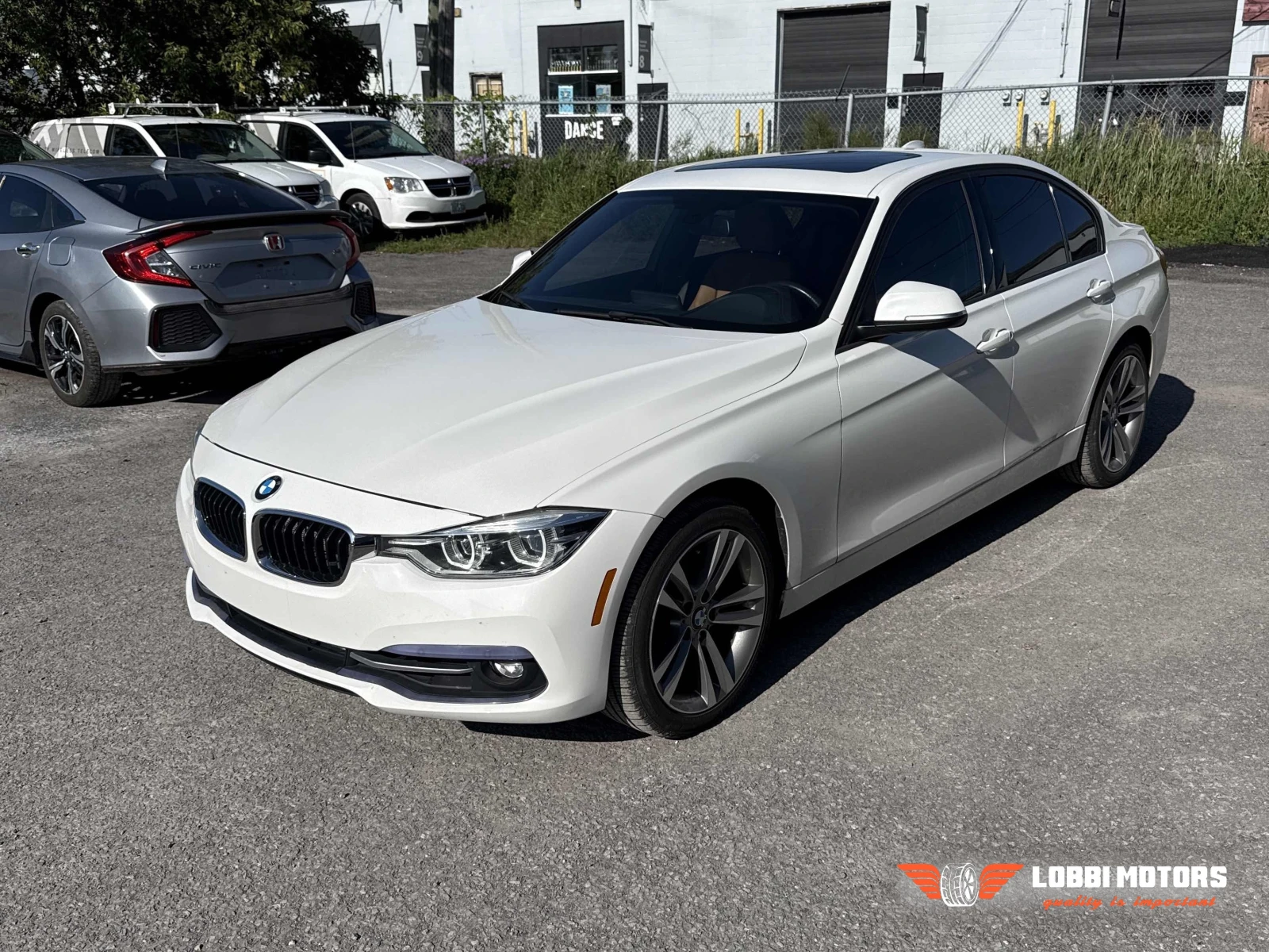 BMW 330