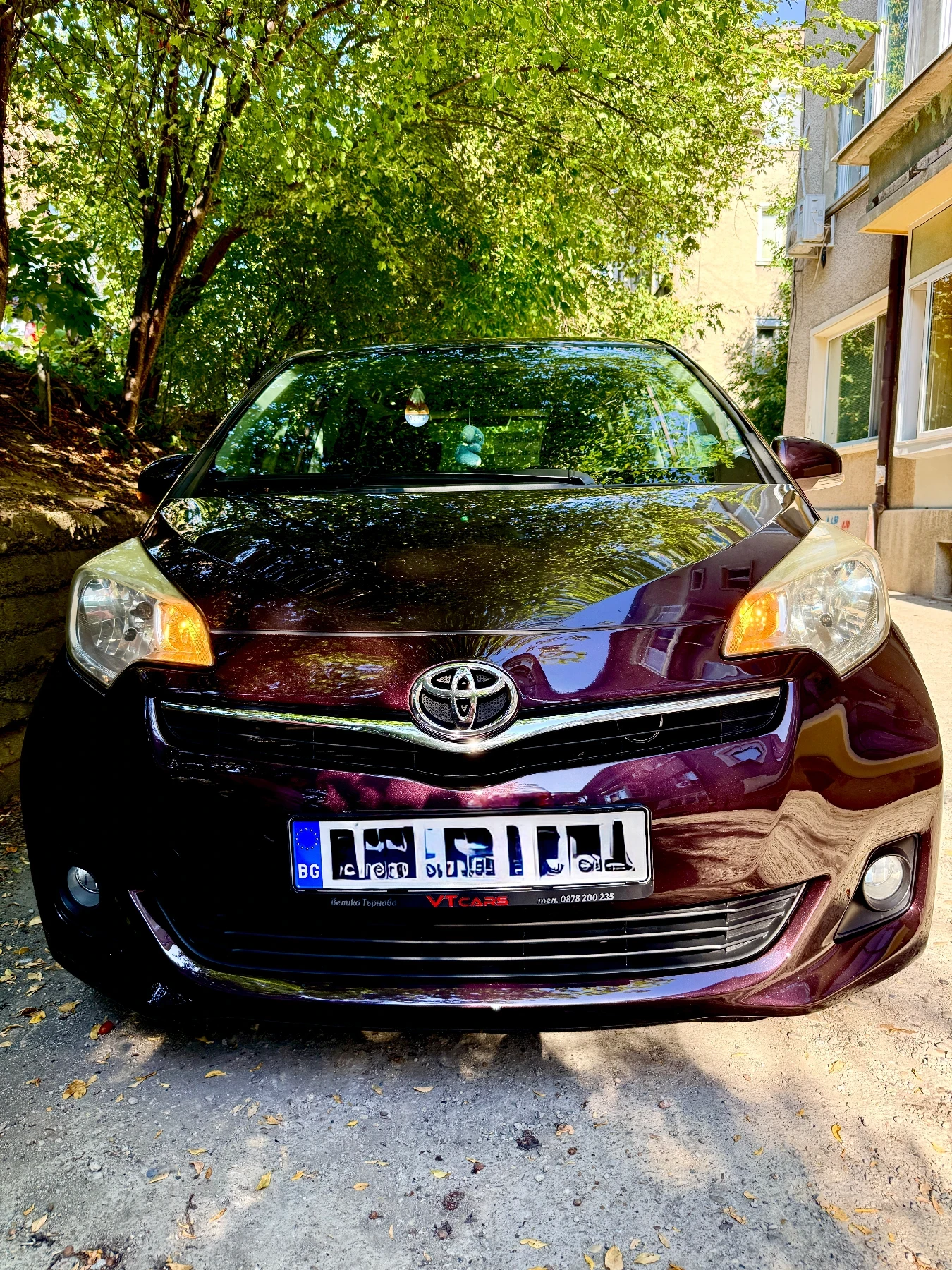 Toyota Verso S, снимка 2 - Автомобили и джипове - 56139935