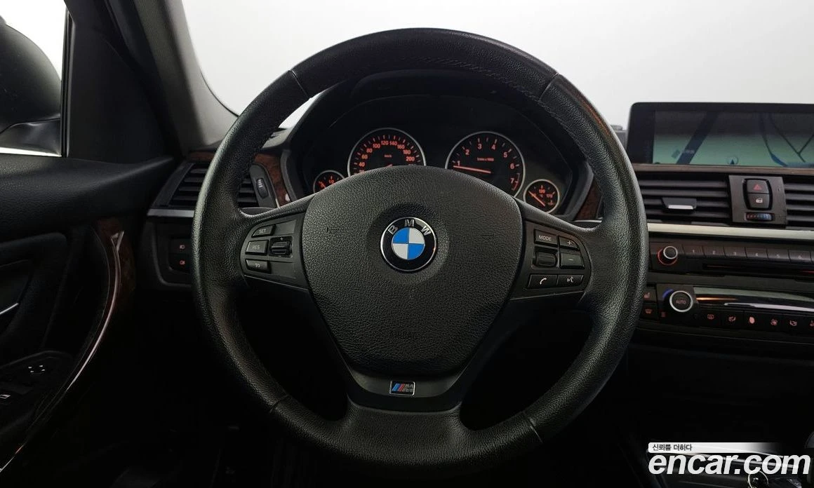 BMW 320 320i, снимка 13 - Автомобили и джипове - 56156603