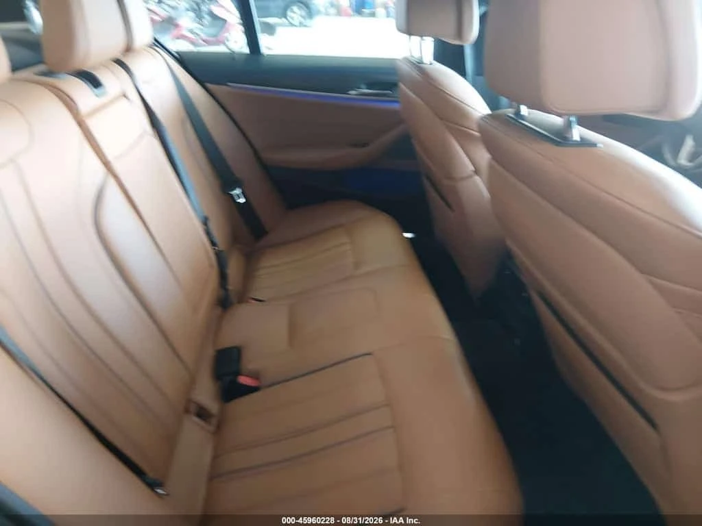 BMW 540 * CARFAX * ОПЦИЯ ЗА ФИНАНСИРАНЕ * , снимка 8 - Автомобили и джипове - 56255902