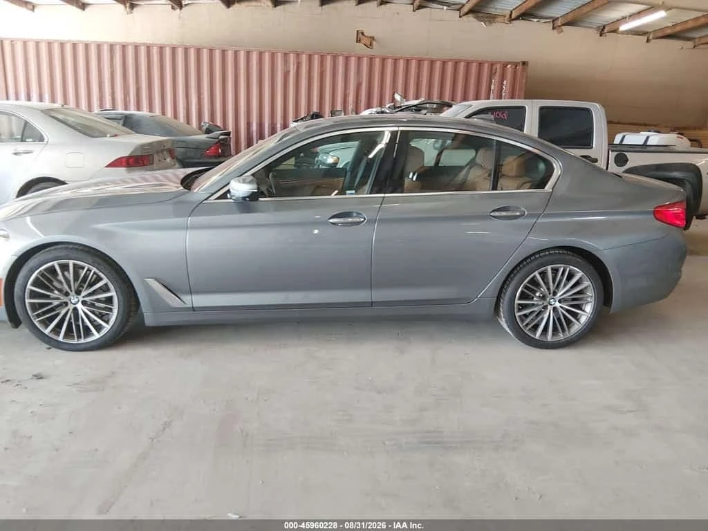 BMW 540 * CARFAX * ОПЦИЯ ЗА ФИНАНСИРАНЕ * , снимка 14 - Автомобили и джипове - 56255902