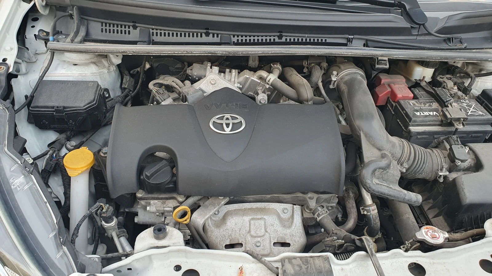 Toyota Yaris LUNA, снимка 14 - Автомобили и джипове - 56562124