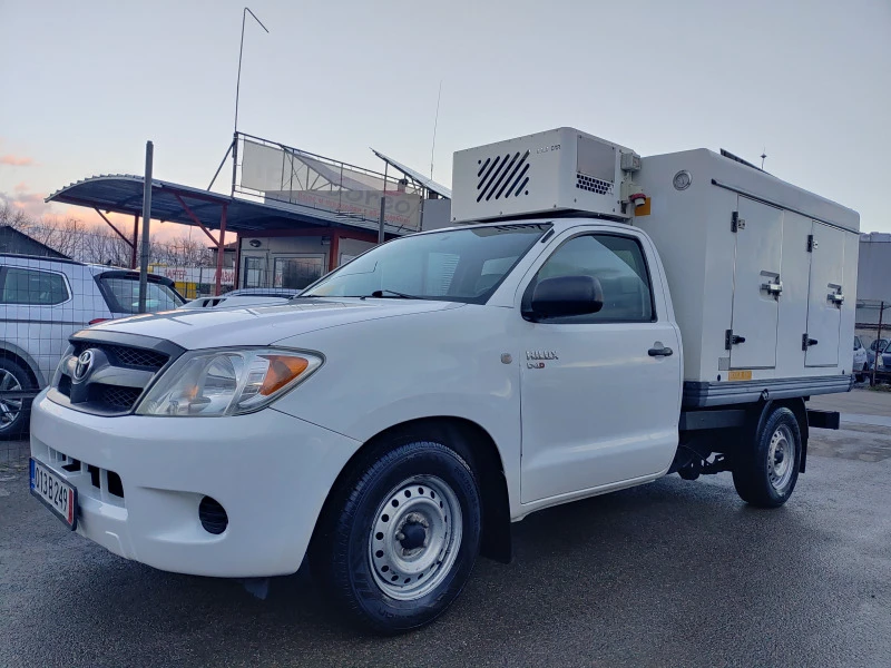 Toyota Hilux 2.5D-Хладилен(-40градуса)Има видеоклип към обявата, снимка 1 - Автомобили и джипове - 43984137