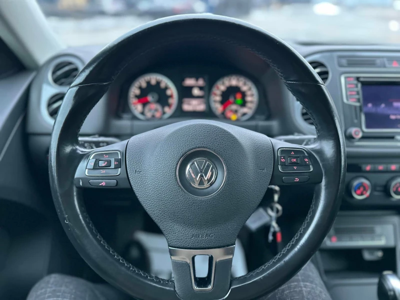 VW Tiguan CARFAX* АВТОФИНАНСИРАНЕ* БЕЗ ПЪРВОНАЧАЛНА ВНОСКА* , снимка 11 - Автомобили и джипове - 52892591