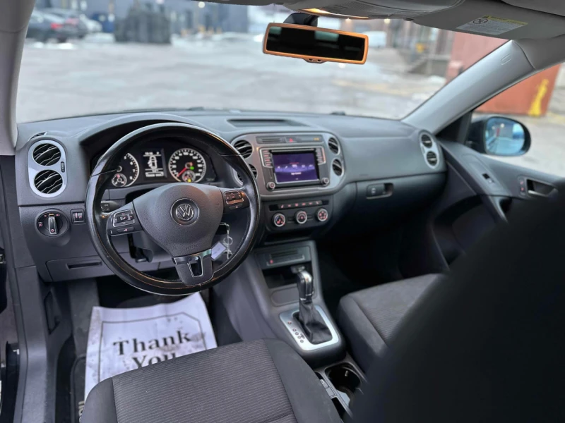 VW Tiguan CARFAX* АВТОФИНАНСИРАНЕ* БЕЗ ПЪРВОНАЧАЛНА ВНОСКА* , снимка 14 - Автомобили и джипове - 52892591