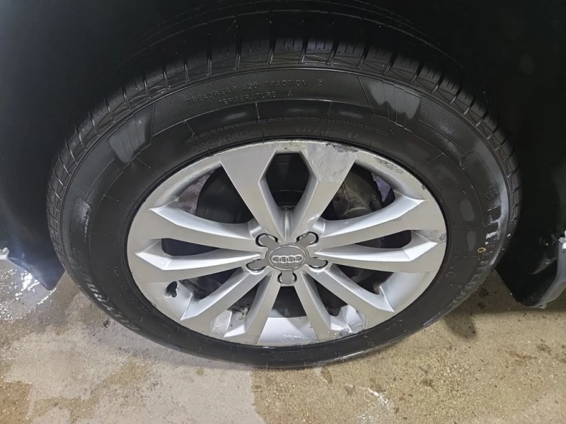 Audi Q5 * 2.0T PROGRESSIV * CARFAX * БЕЗ ПЪРВОНАЧАЛНА ВНОС, снимка 8 - Автомобили и джипове - 53097386