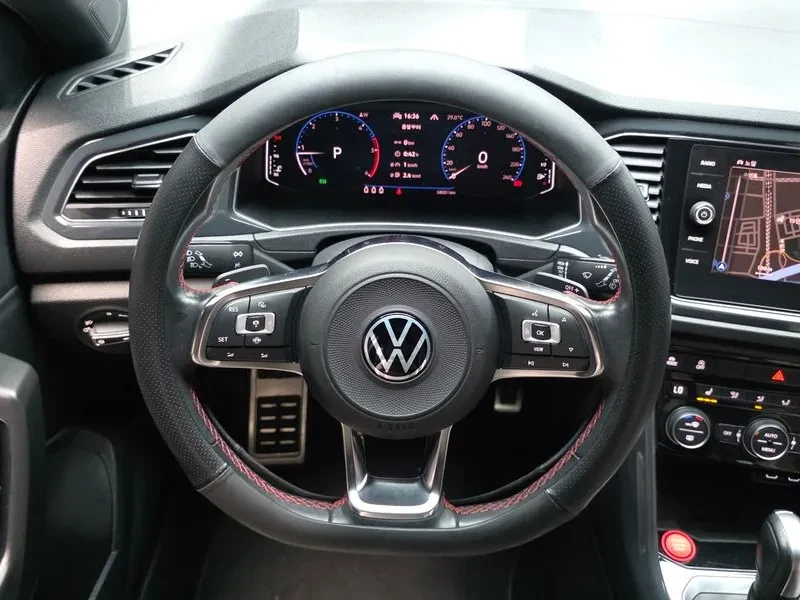 VW T-Roc 2.0 TDI PREMIUM, снимка 13 - Автомобили и джипове - 56324991