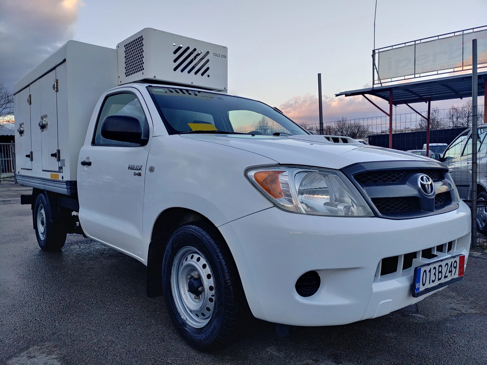 Toyota Hilux 2.5D-Хладилен(-40градуса)Има видеоклип към обявата - изображение 3