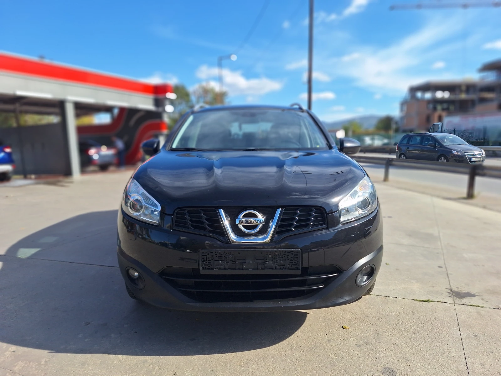 Nissan Qashqai + 2 2.0 i - 4x4 ВСИЧКИ ЕКСТРИ - изображение 2