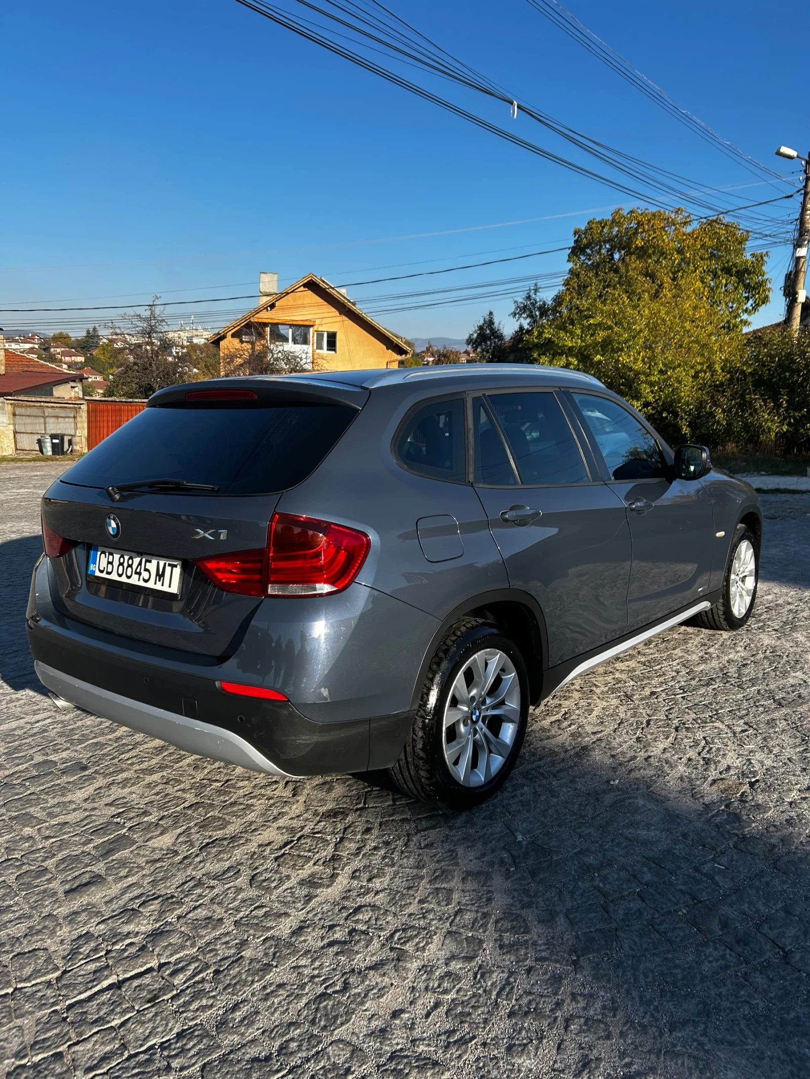 BMW X1 2.0D X-DRIVE - изображение 4