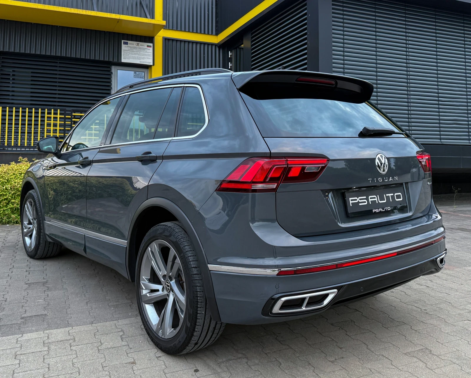 VW Tiguan R-Line * 4-Motion * NEW MODEL * Side/Line Assist  - изображение 6