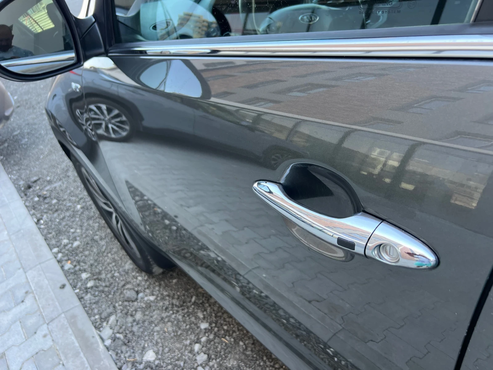 Kia Sportage 2.0CRDI КУПЕНА ОТ БГ ПАНОРАМА KEYLESS GO - изображение 8