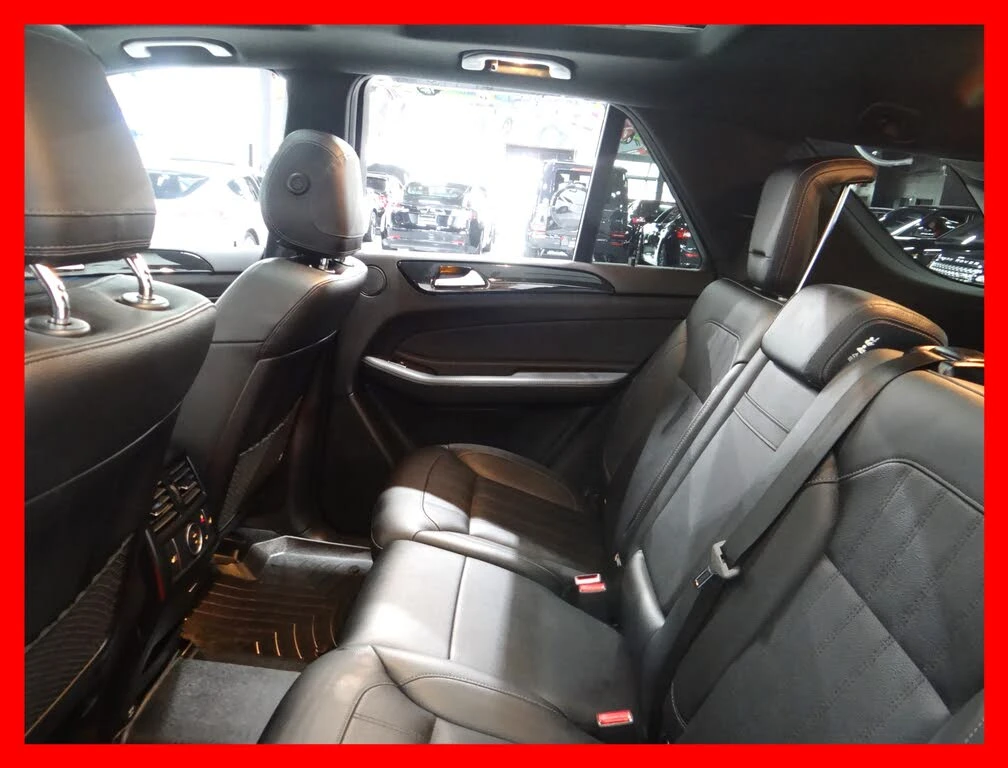 Mercedes-Benz GLE 400 4MATIC/DISTRONIC/HARMAN-KADRON/SPORT PACKAGE/7G - изображение 9
