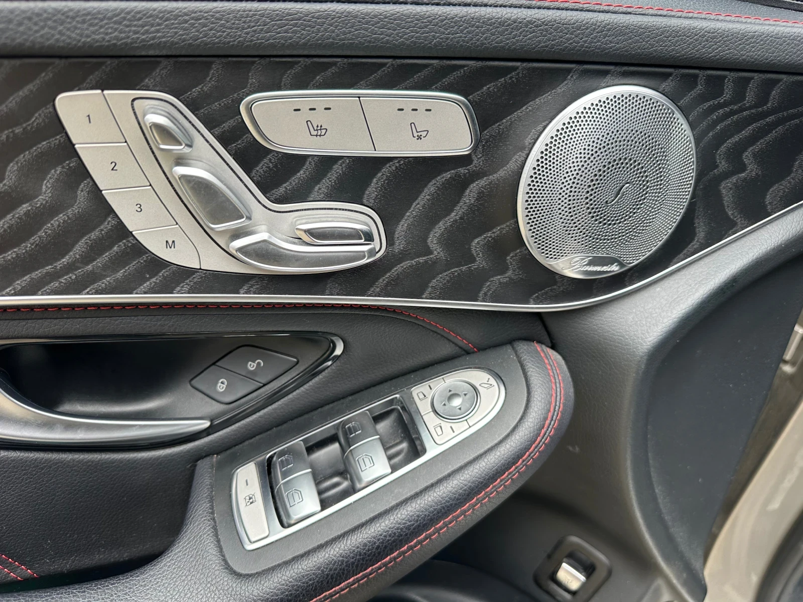 Mercedes-Benz GLC 43 AMG 4MATIC* BURMESTER* OБДУХВАНЕ и ПОДГРЕВ* 360* 19* F - изображение 4