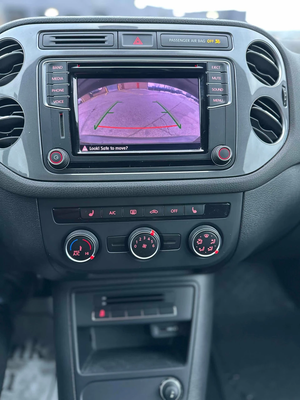 VW Tiguan CARFAX* ���������������* ��� ������������ ������*  | Mobile.bg � ����������� 12