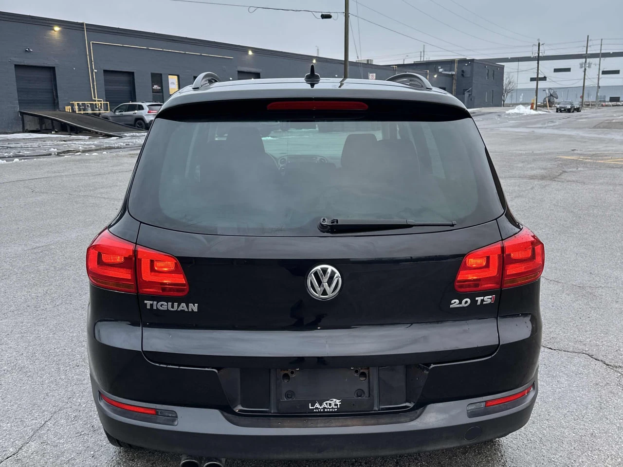 VW Tiguan CARFAX* АВТОФИНАНСИРАНЕ* БЕЗ ПЪРВОНАЧАЛНА ВНОСКА*  - изображение 4