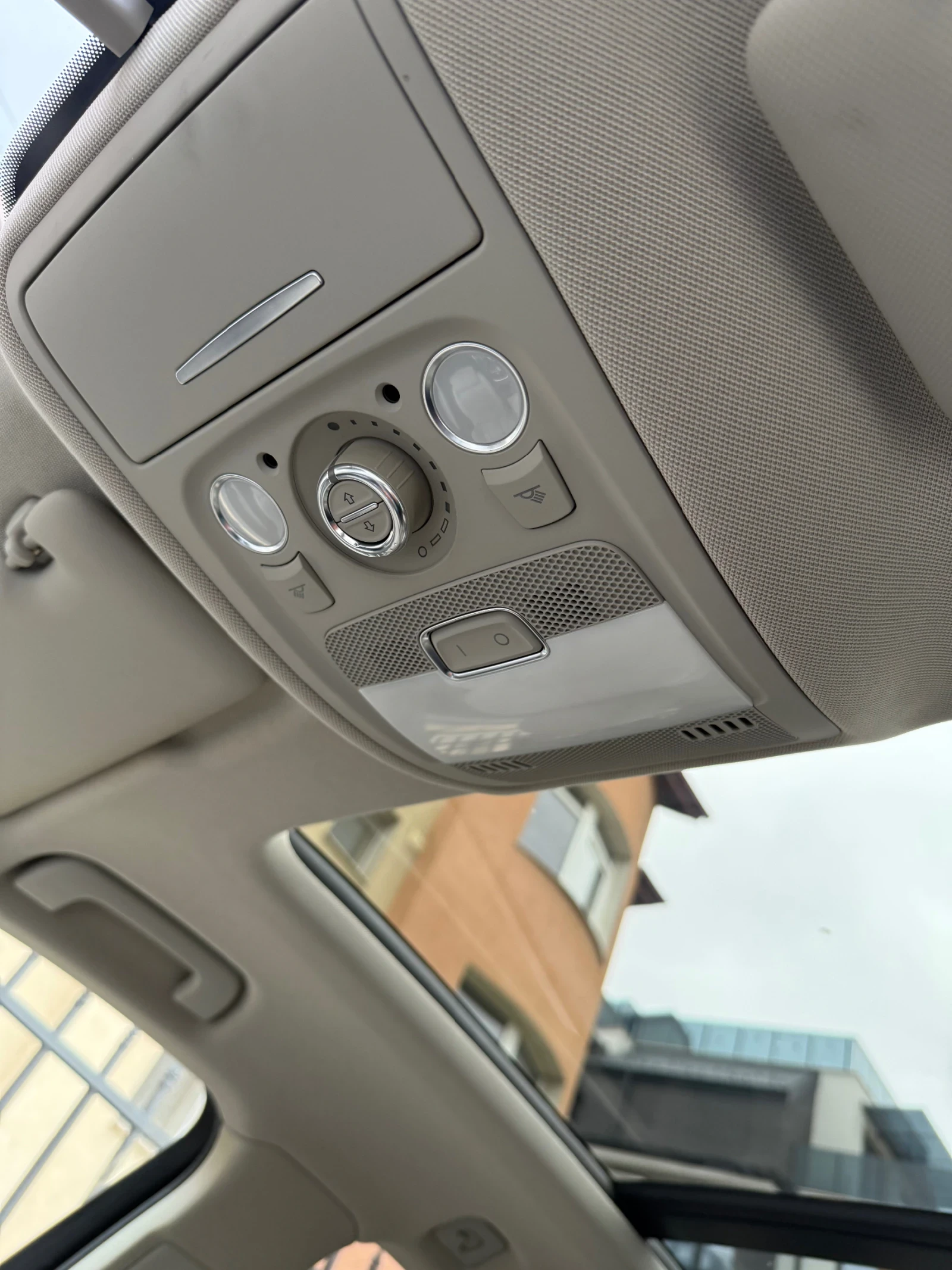 Audi Q5, снимка 12 - Автомобили и джипове - 54014294