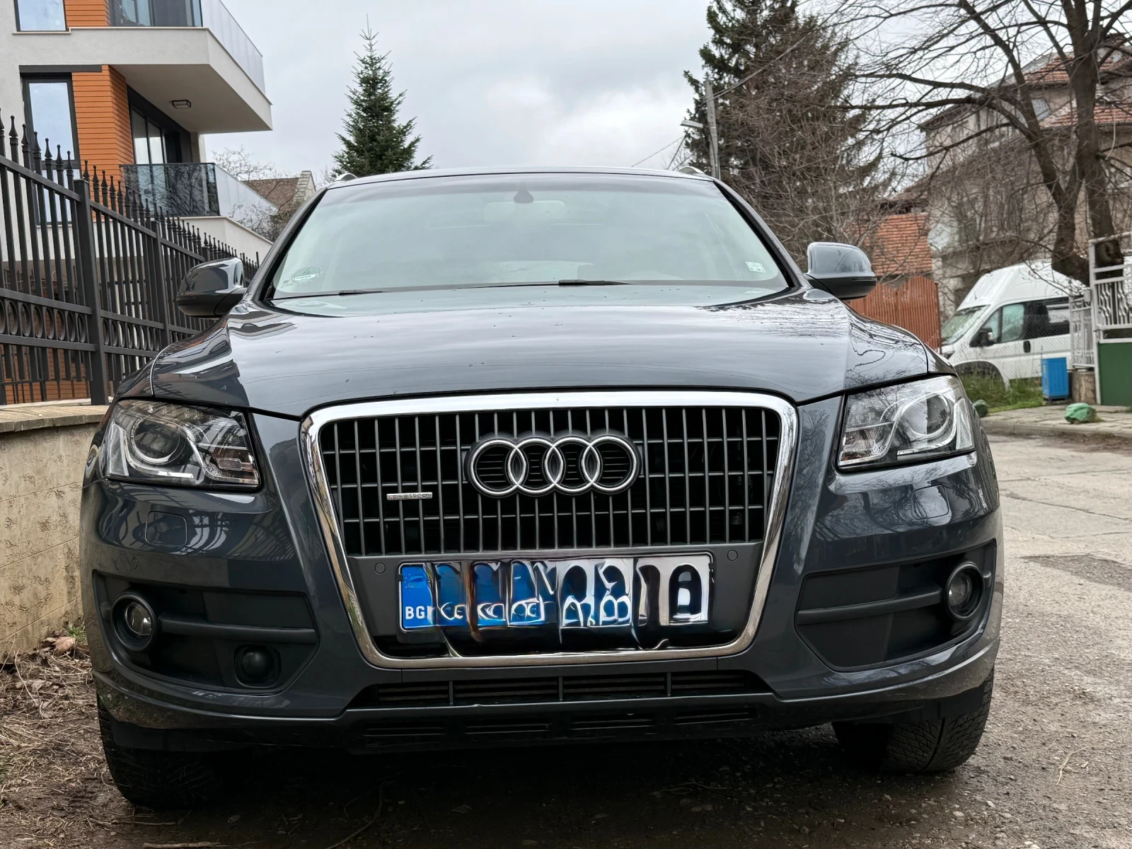 Audi Q5, снимка 2 - Автомобили и джипове - 54014294