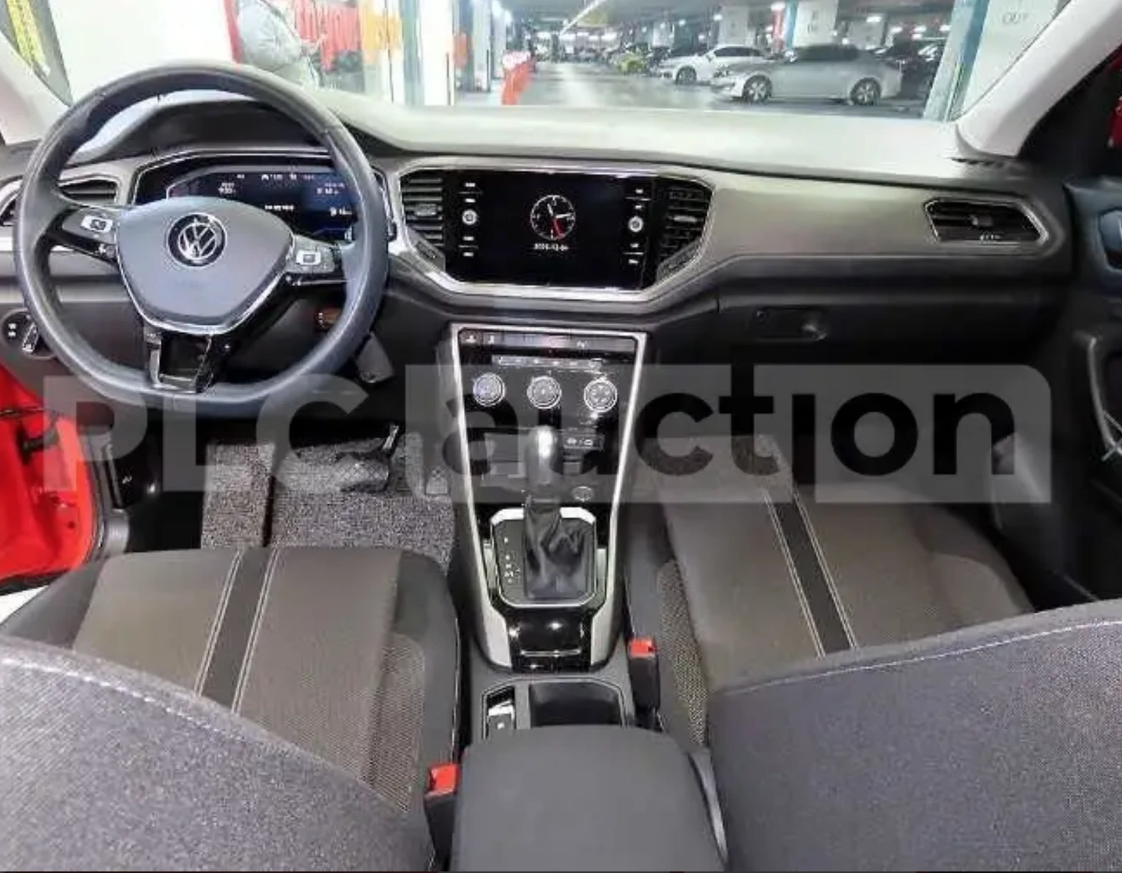 VW T-Roc | 2.0 TSI | 4MOTION | , снимка 15 - Автомобили и джипове - 54081876