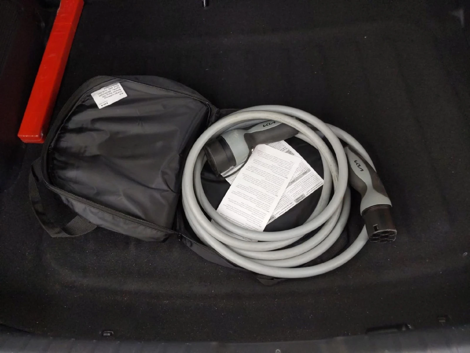 Kia Niro EV Motion 65kWh, снимка 14 - Автомобили и джипове - 54183338