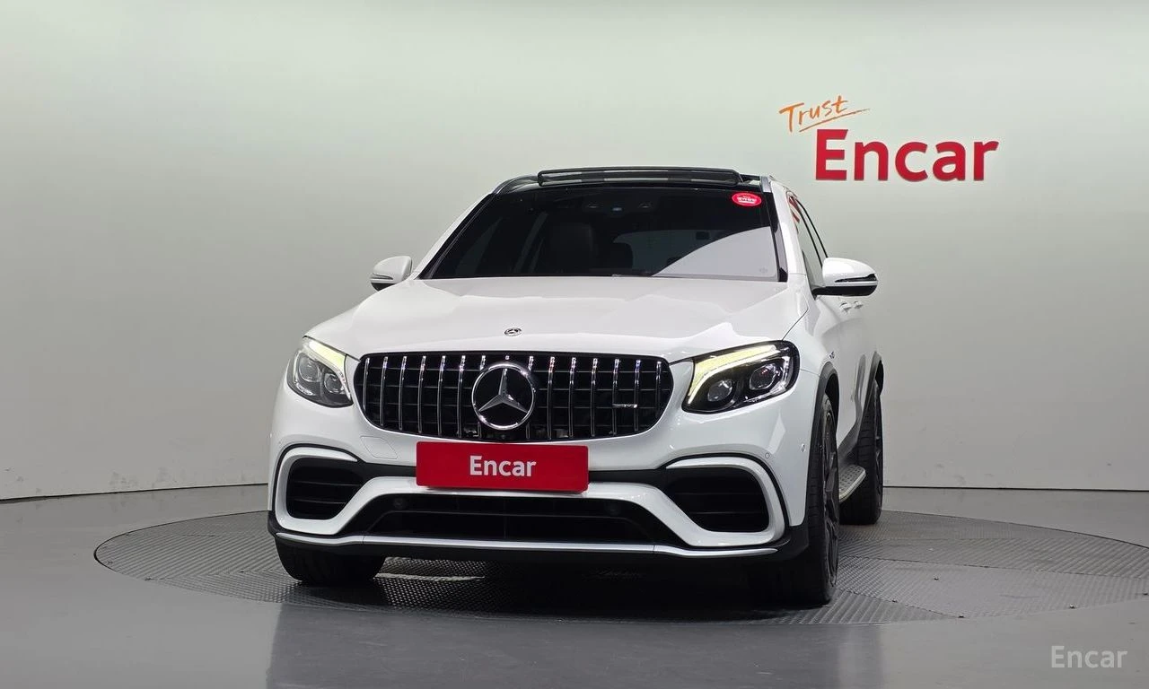 Mercedes-Benz GLC 63 AMG BURMESTER* ДИСТРОНИК* ХЕДЪП* 360КАМЕРА* , снимка 3 - Автомобили и джипове - 55588365