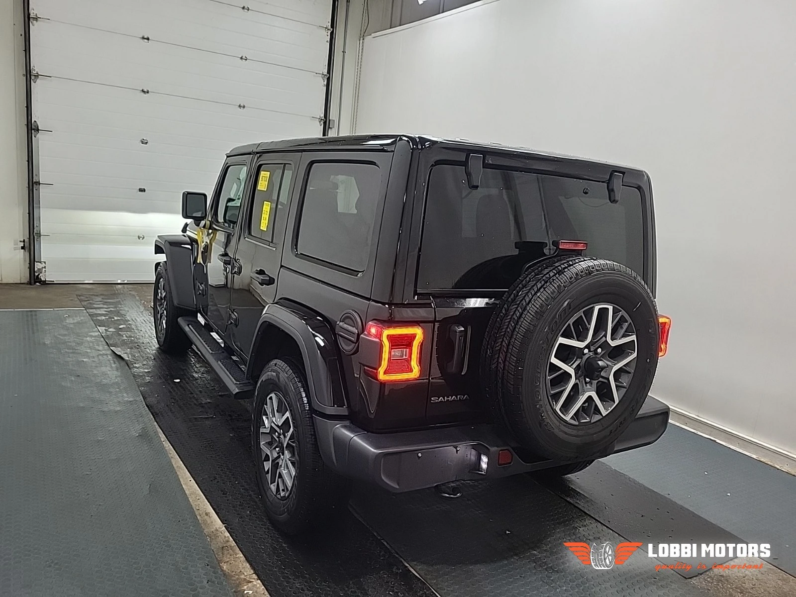 Jeep Wrangler, снимка 4 - Автомобили и джипове - 55928717